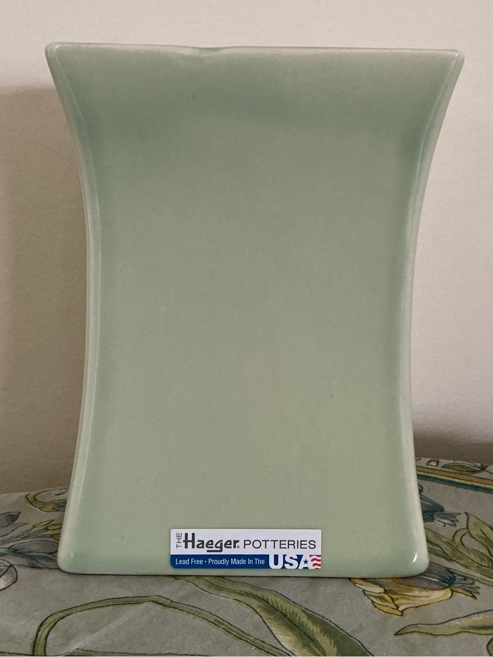 Vintage Haeger Pottery Flared Green Vase with Original Tag